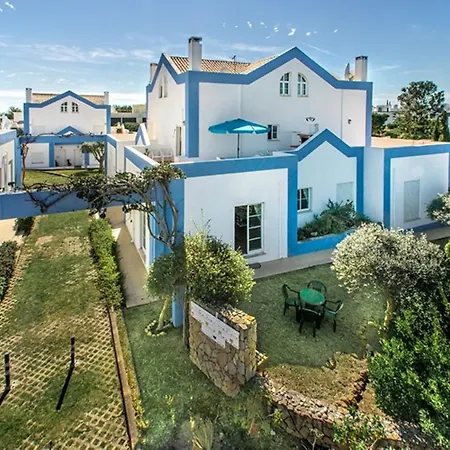 Casa Alto Do Perogil Tavira-3 Bedroom House With Pool & Free Wifi *