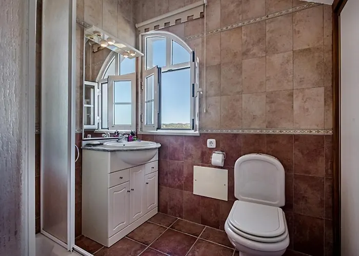 Villa Casa Alto Do Perogil Tavira-3 Bedroom House With Pool & Free Wifi *