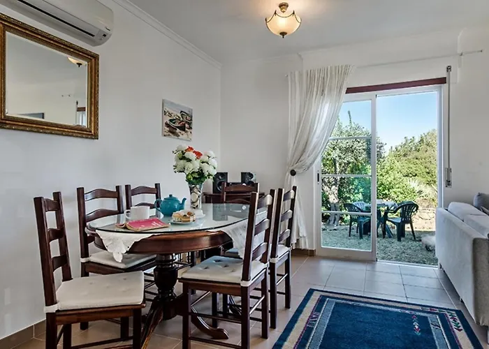 Casa Alto Do Perogil Tavira-3 Bedroom House With Pool & Free Wifi